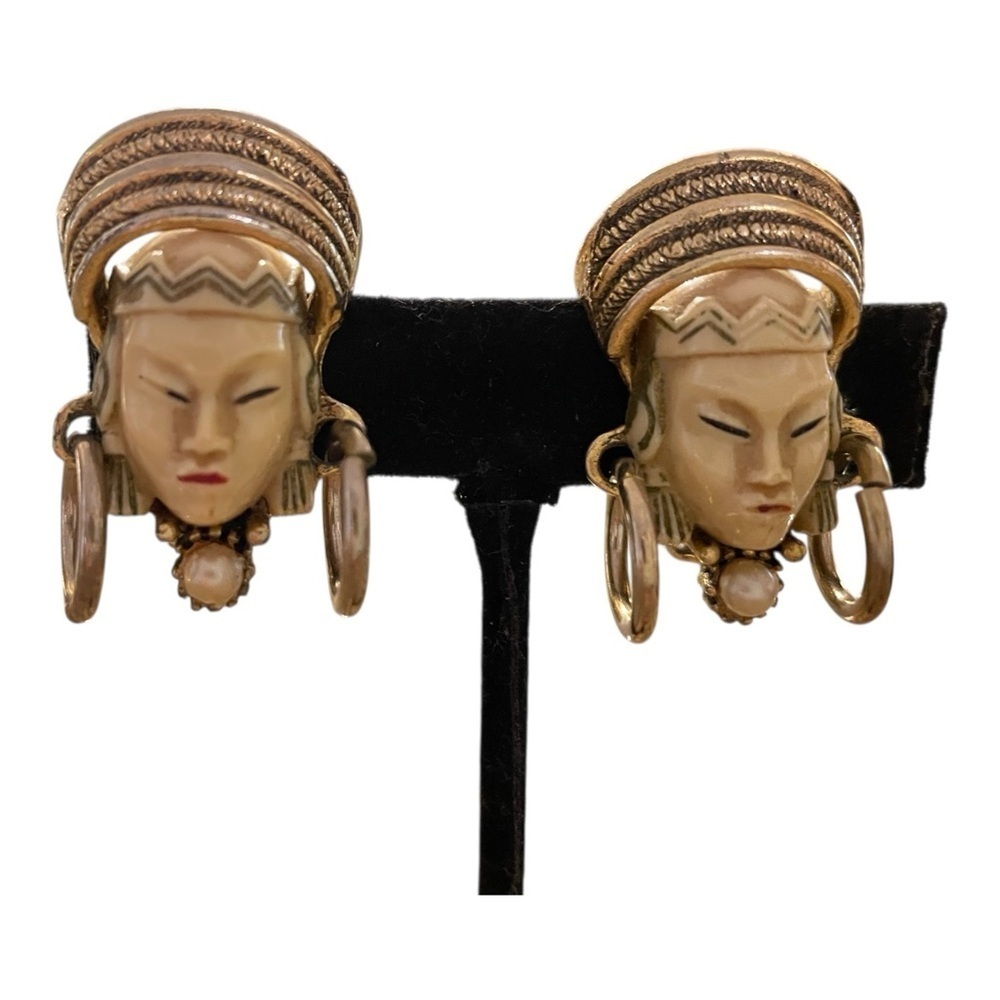 Selro Selini Vintage Mid-Century Asian Thai Princess Face Clip-On Earrings.